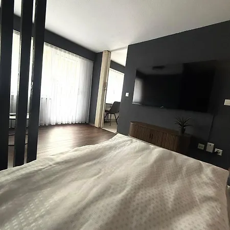 Moderne Mit Bergblick Und Nahe Thunersee Apartamento Thun