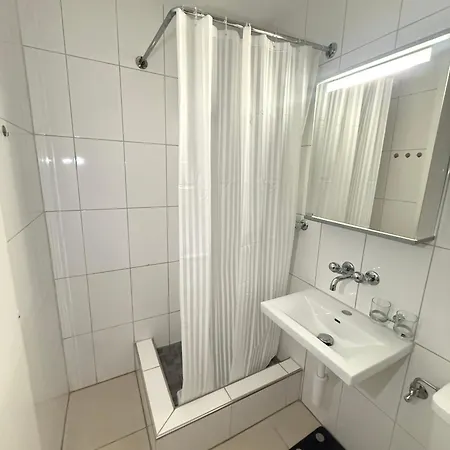 Apartamento Moderne Mit Bergblick Und Nahe Thunersee